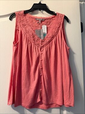 Daniel Rainn Coral Button-Front Lace Yoke Tank